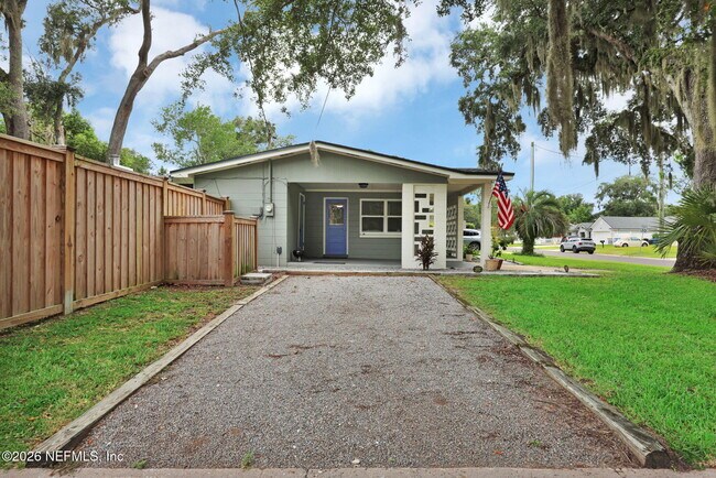 Building Photo - 1104 Boca Grande Ave