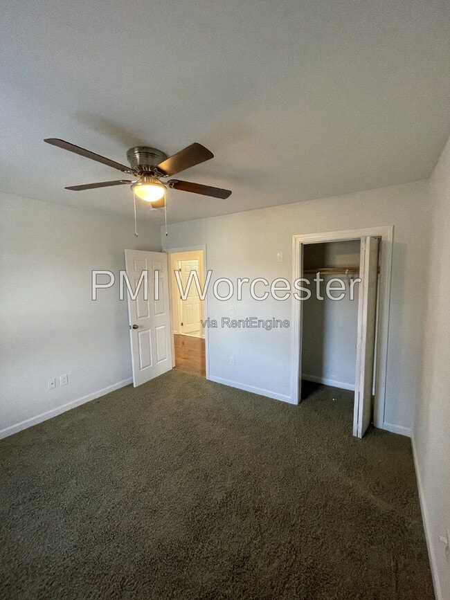 Building Photo - 14 Edgemere Blvd