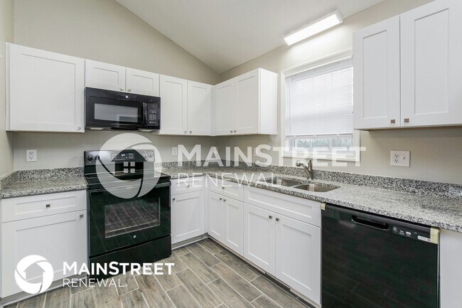 Building Photo - 128 Clearwater Dr