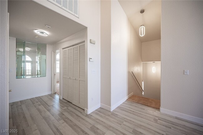 Building Photo - 8301 Boseck Dr