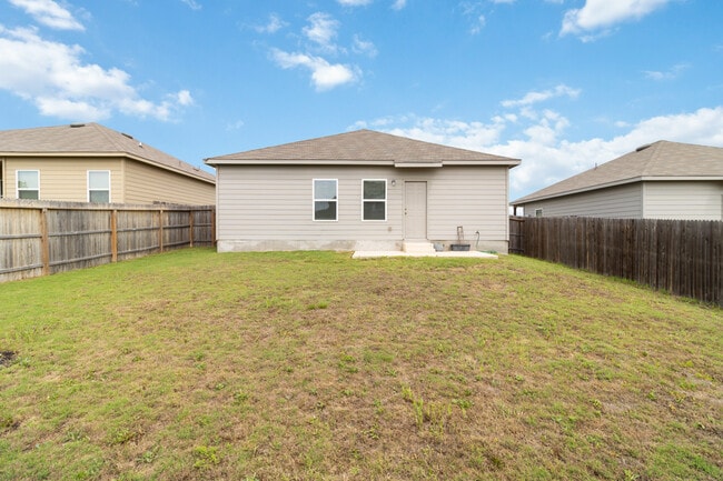Building Photo - 3305 Ridge Pl