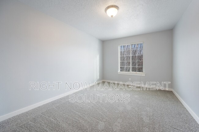 Building Photo - 5919 S Harrington Way