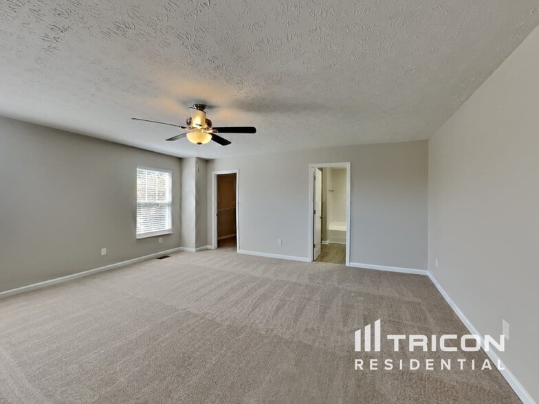 Building Photo - 908 Grand Oak Dr