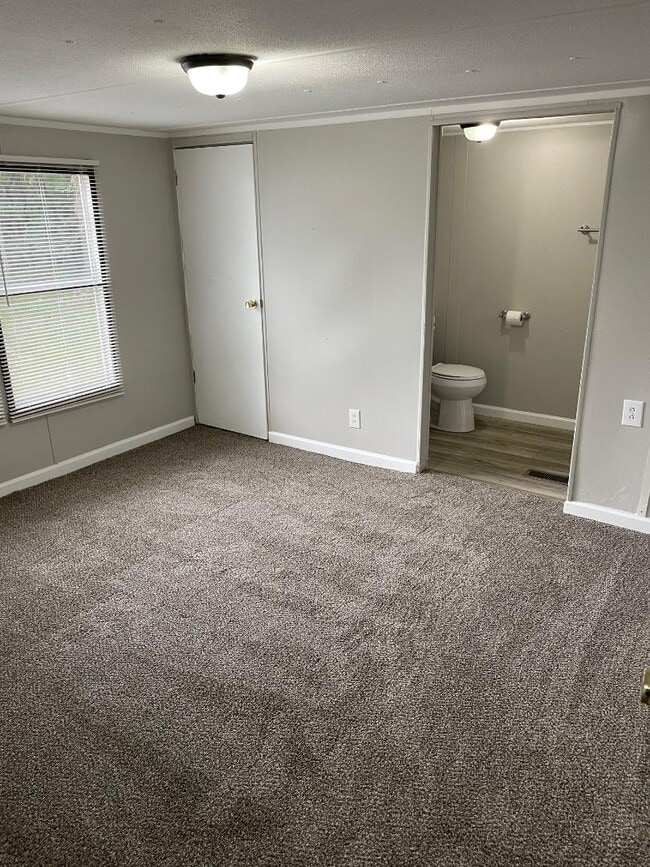 Building Photo - 17 Fox Haven Dr