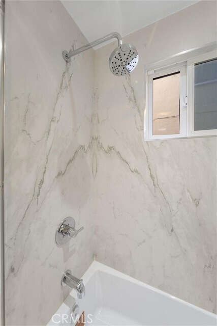 Building Photo - 932 S Shenandoah St