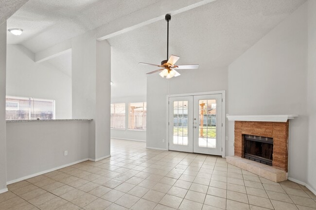 Building Photo - 7522 Sorbete Dr