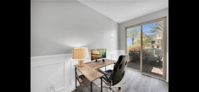 Building Photo - 1261 Via Lucero