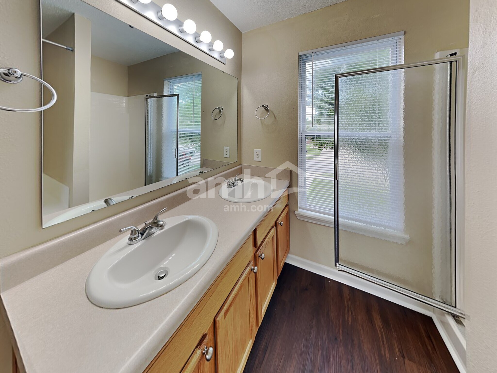 Building Photo - 6063 Bannister Ct