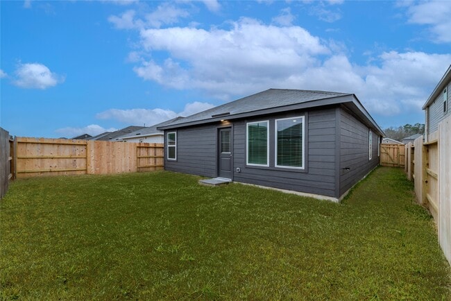 Building Photo - 18057 Trepito Ave