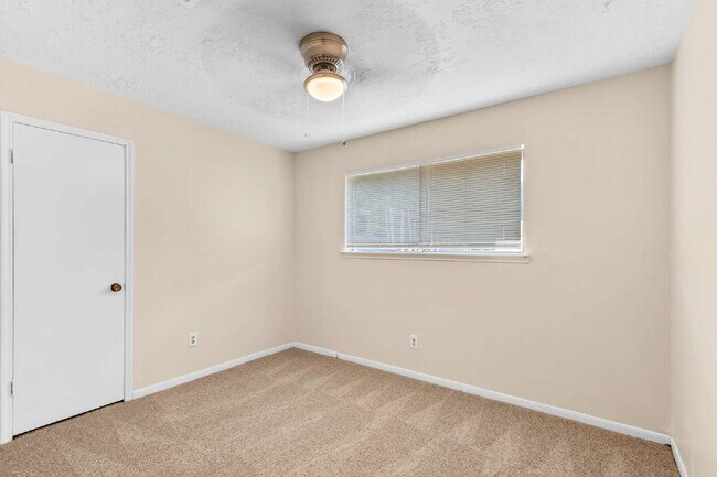 Building Photo - 9603 Landry Blvd