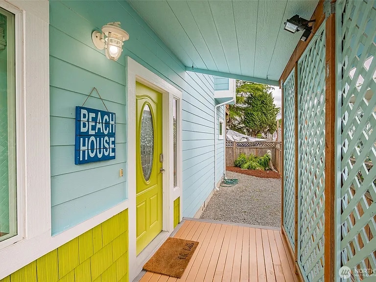 Building Photo - 4824 Willow Dr