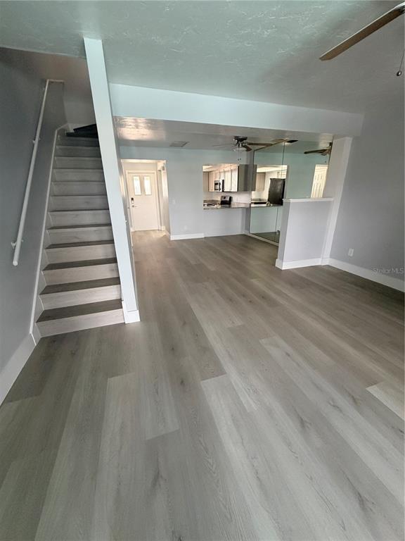 Building Photo - 920 Conecta Dr