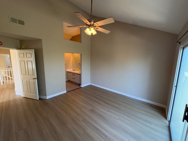 Building Photo - 25 Via Falerno