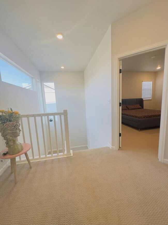 Building Photo - 6944 Hidden Cv Ct