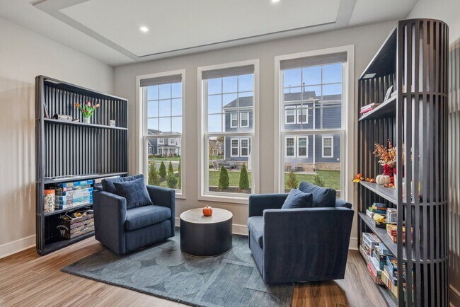 Building Photo - 101 Milvian Wy SE