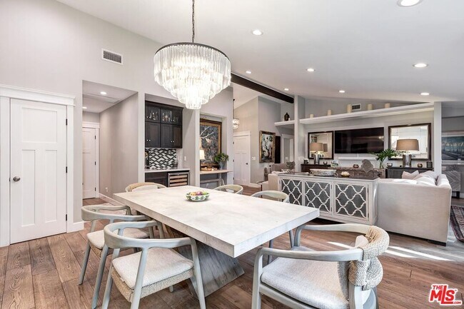 Building Photo - 5721 Tellefson Rd