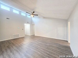 Building Photo - 11643 Creston St