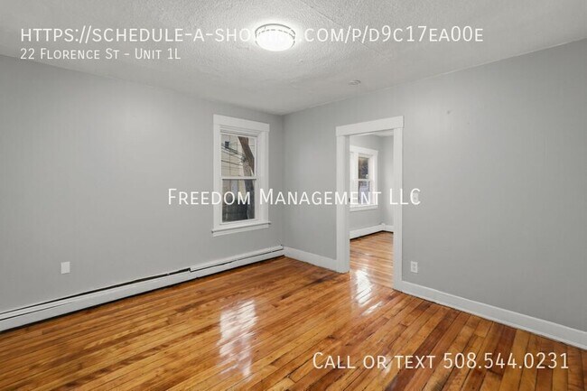 Building Photo - 22 Florence St