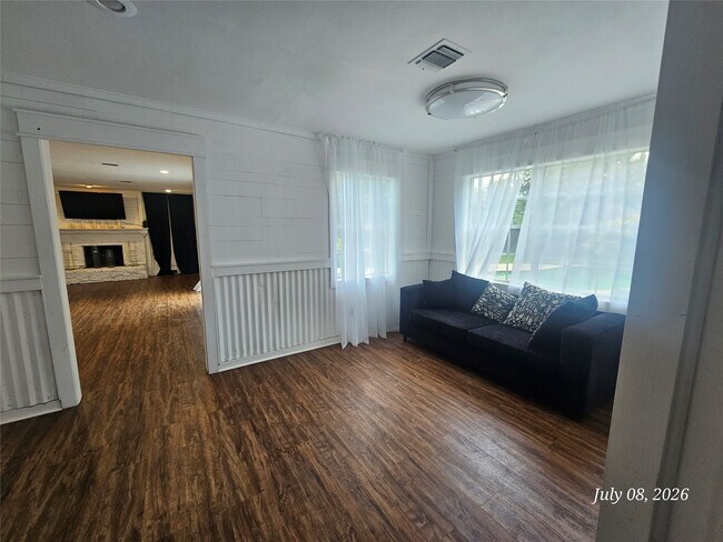 Building Photo - 17911 Beaver Creek Dr