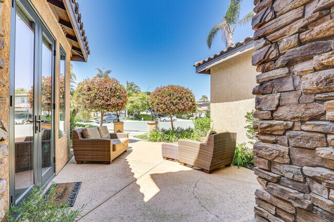 Building Photo - 2225 Corte Ananas