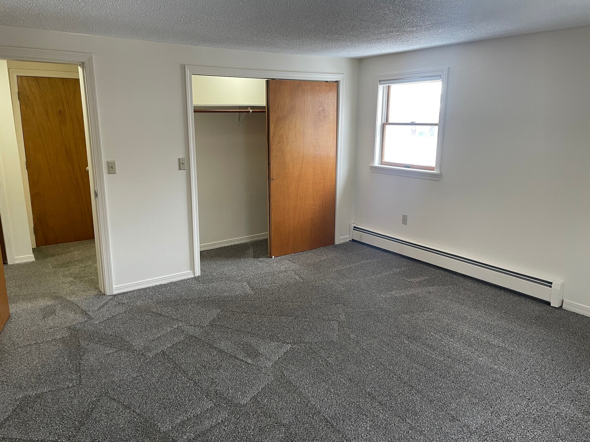 Building Photo - 820 State St