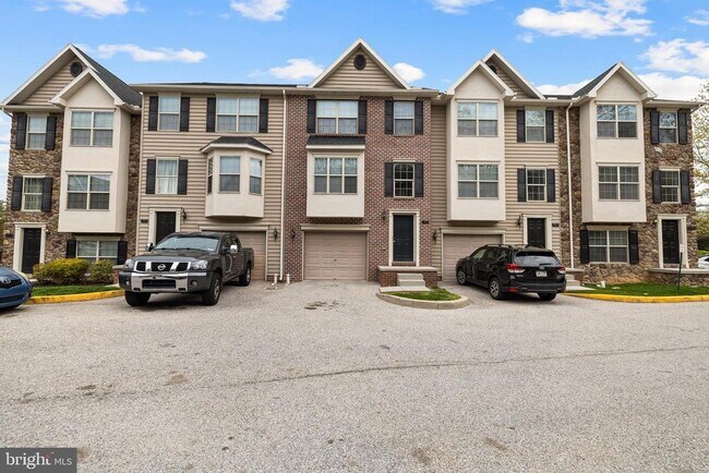 Building Photo - 34 Shady Tree Ct