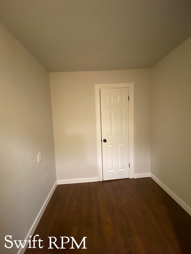 Building Photo - 11103 N Nashua Dr