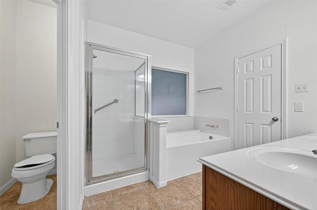Building Photo - 11346 Glenforest Dr