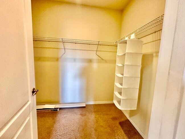 Building Photo - 3900 Playa Del Sol Dr