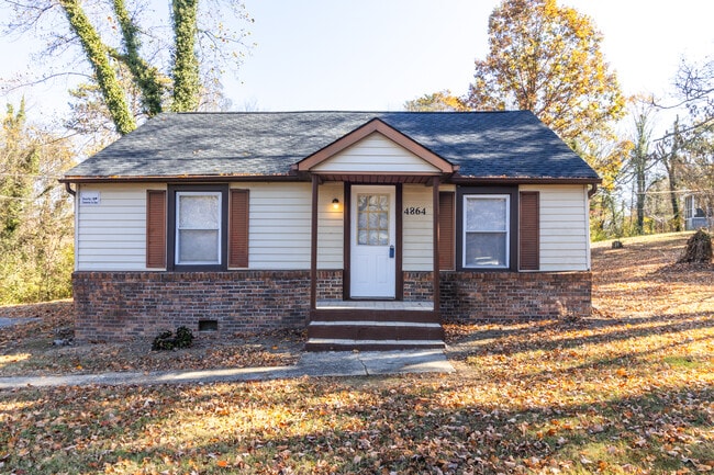 Building Photo - 4864 Shell Ln