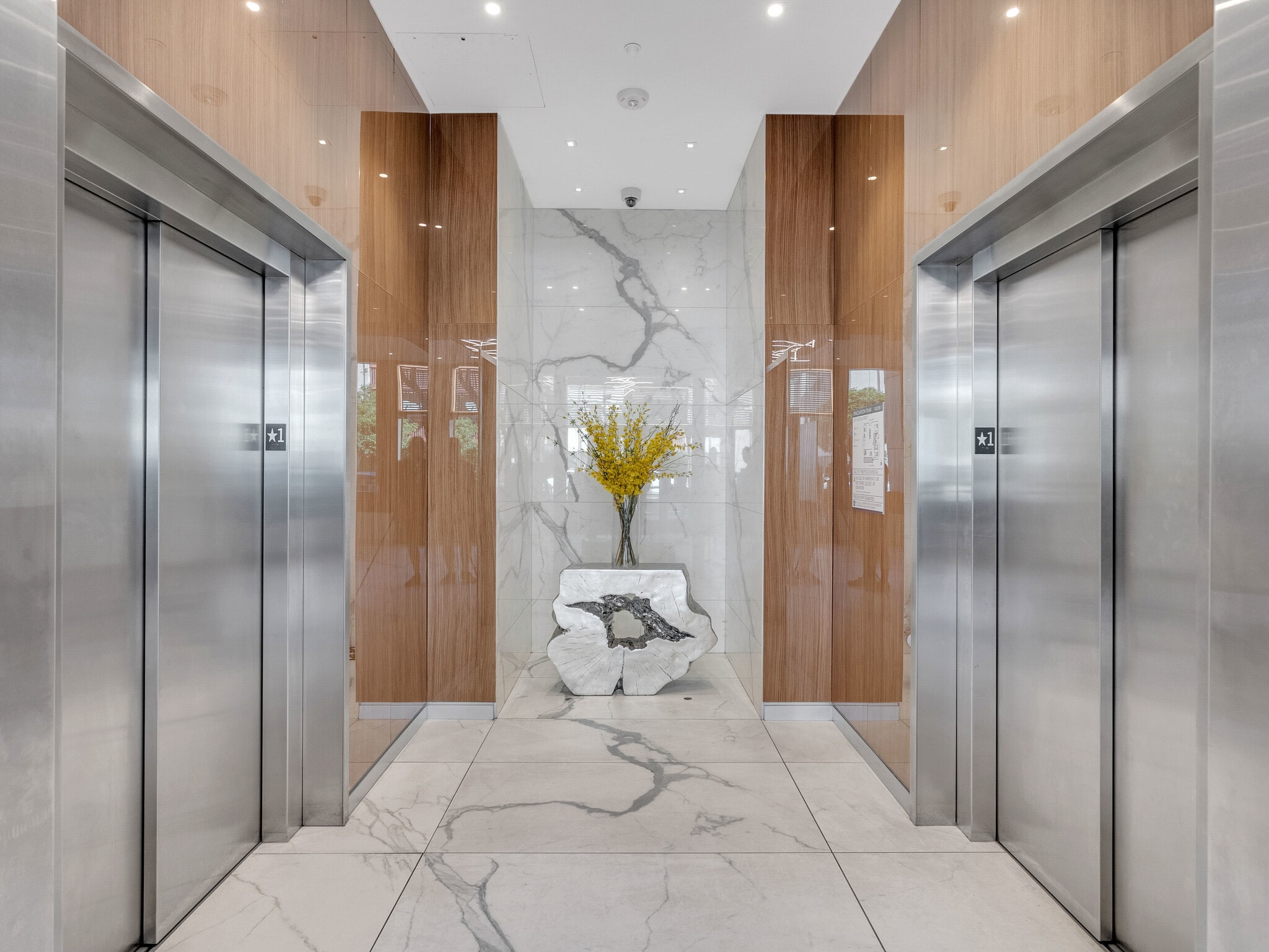 Building Photo - 555 Fulton St