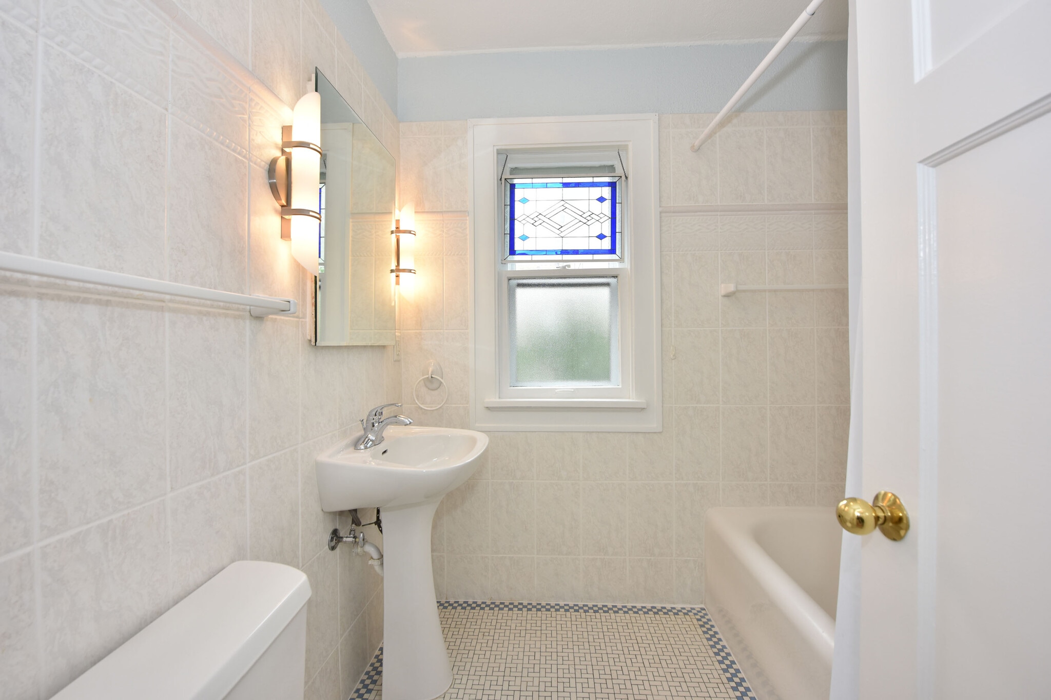 1st Floor Bathroom - 5706 N Bay Ridge Ave