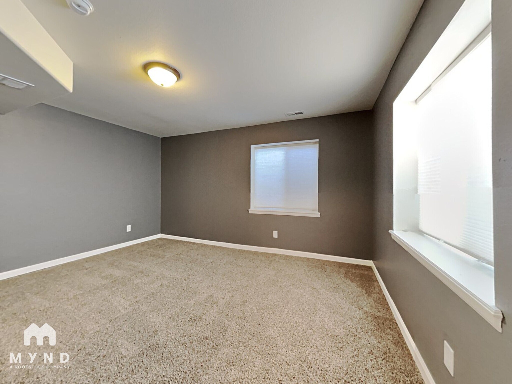 Building Photo - 10883 Torreys Peak Way