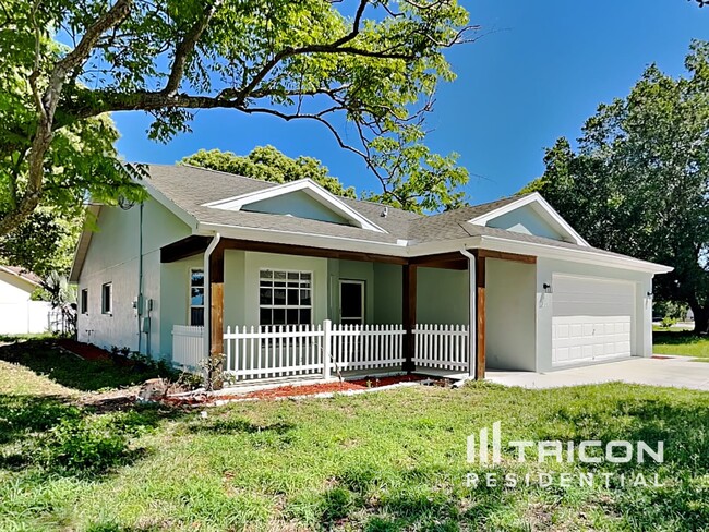 Building Photo - 4369 Montano Ave