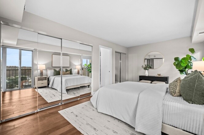 Building Photo - 700 7th St SW