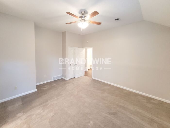 Building Photo - 5353 Stephen Forest Cove