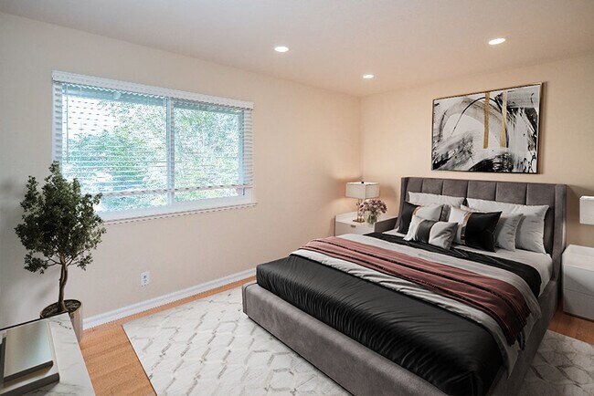 Building Photo - 2019 Fairmont Dr