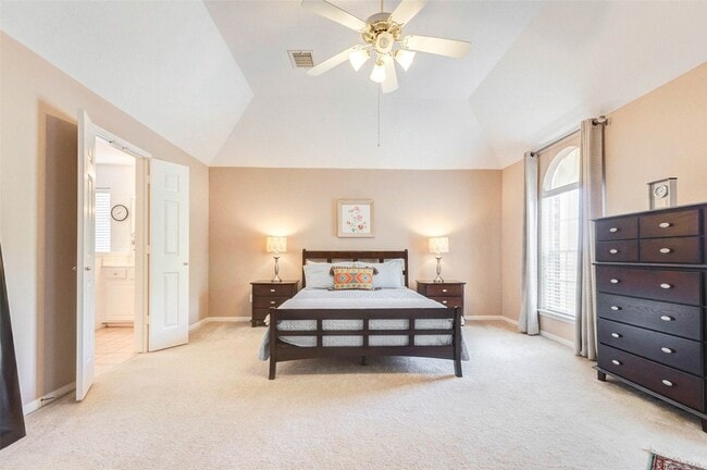 Building Photo - 15415 Longhorn Cavern Dr