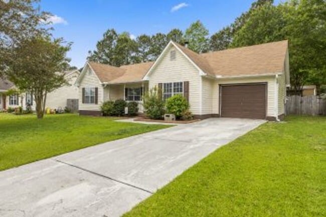 Building Photo - 502 Jasmine Ln