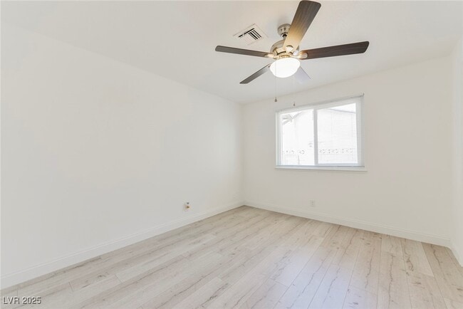 Building Photo - 3542 Bronco Rd