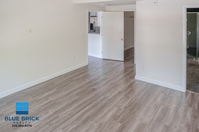 Building Photo - 4305 Laurel Canyon Blvd