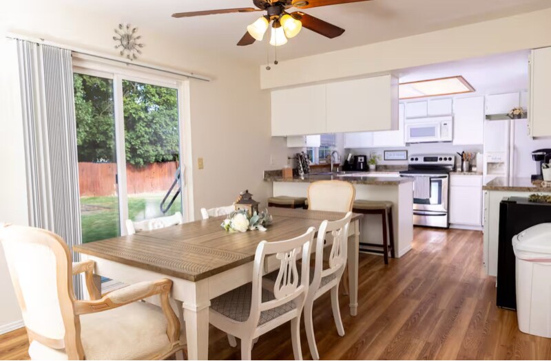 Building Photo - 2907 S Waverly St