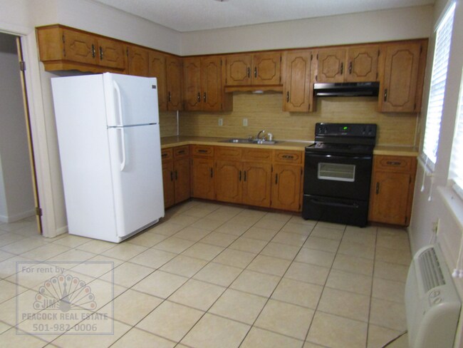 Building Photo - 1100 S James St