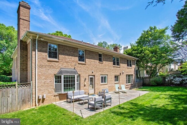 Building Photo - 6604 Kenhill Rd