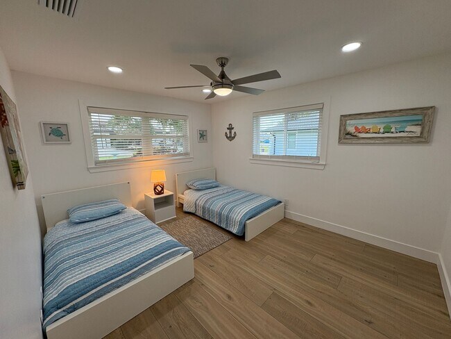 Building Photo - Beautifully Furnished Pool Home with Boat ...