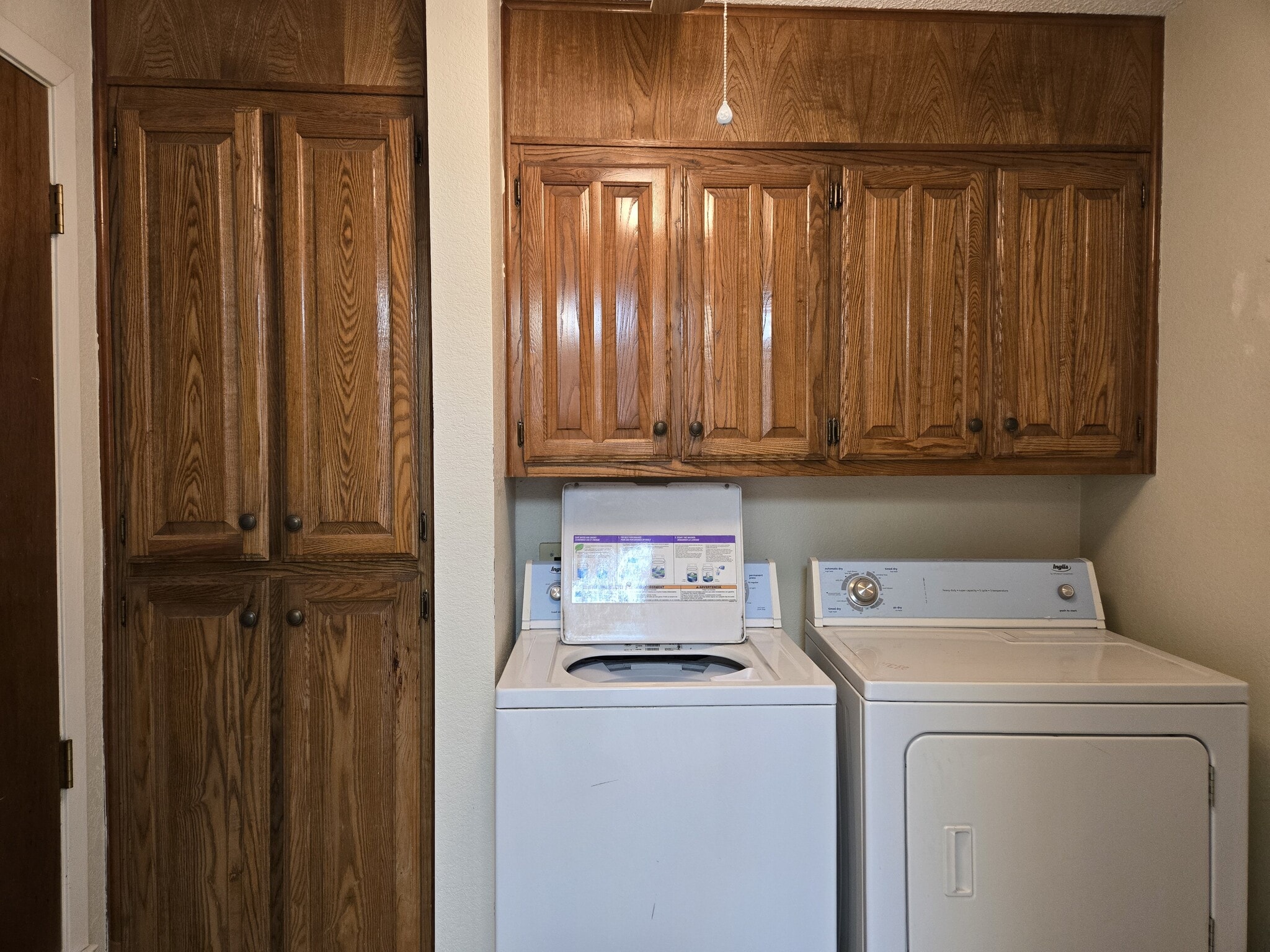 Laundry - 1629 Wyoming Ave