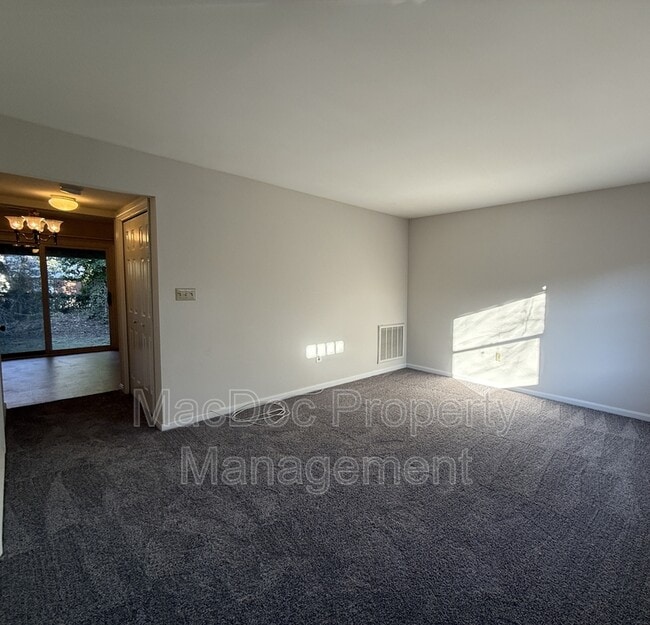 Building Photo - 200 Farrell Ln