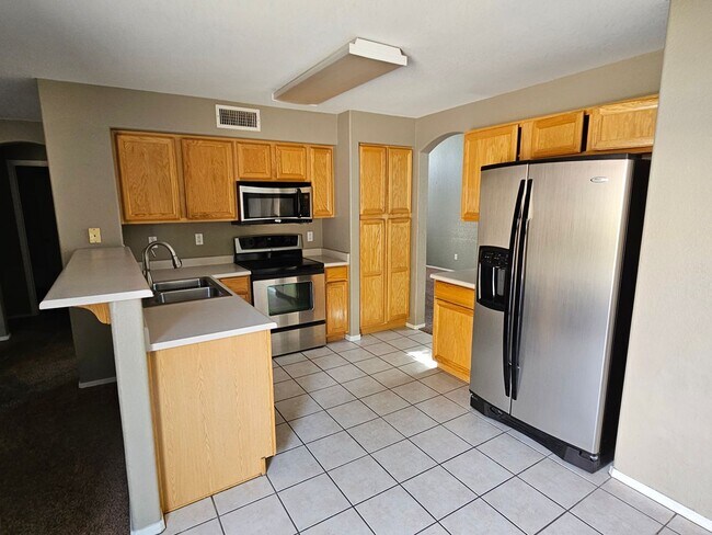 Building Photo - 9159 W Sandra Terrace