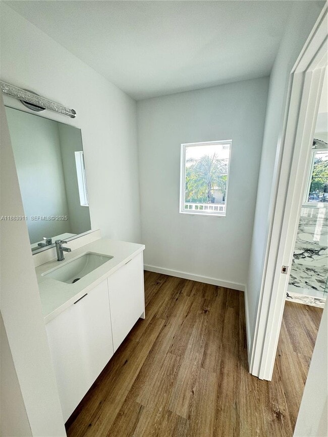 Building Photo - 18395 SW 103rd Ct