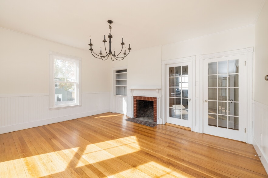 Building Photo - 338 Stevens Avenue